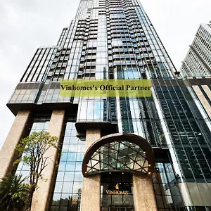 Elvita Landmark Luxury Apartment