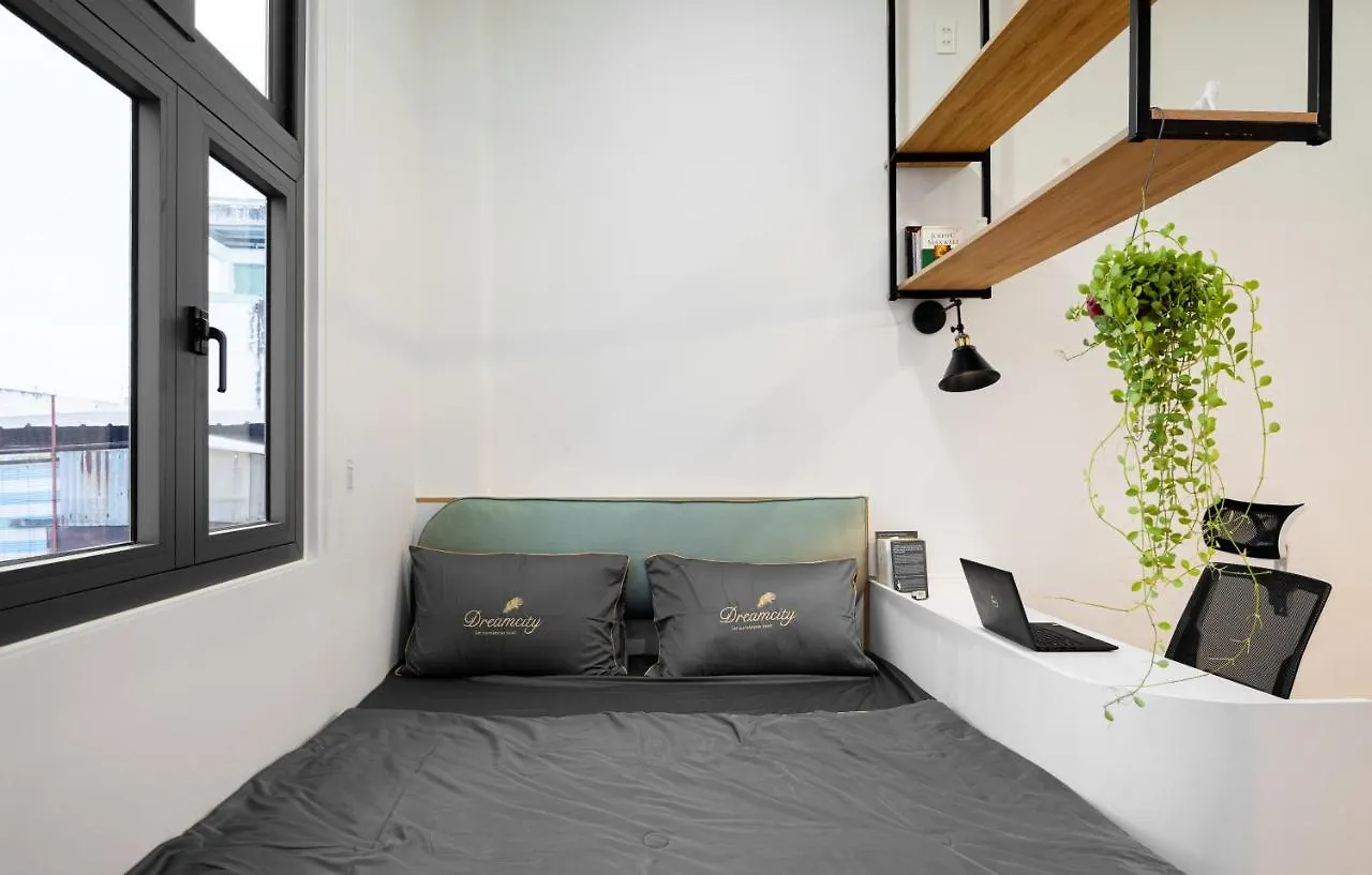 Bed & Breakfast Sweet Rentals Homes - Cozy Studio W Kitchen & Netflix Ho Chi Minh City Vietnam