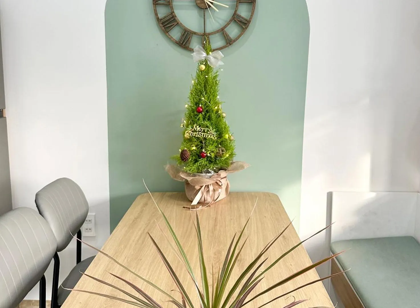 Sweet Rentals Homes - Cozy Studio W Kitchen & Netflix Ho Chi Minh City Bed & Breakfast