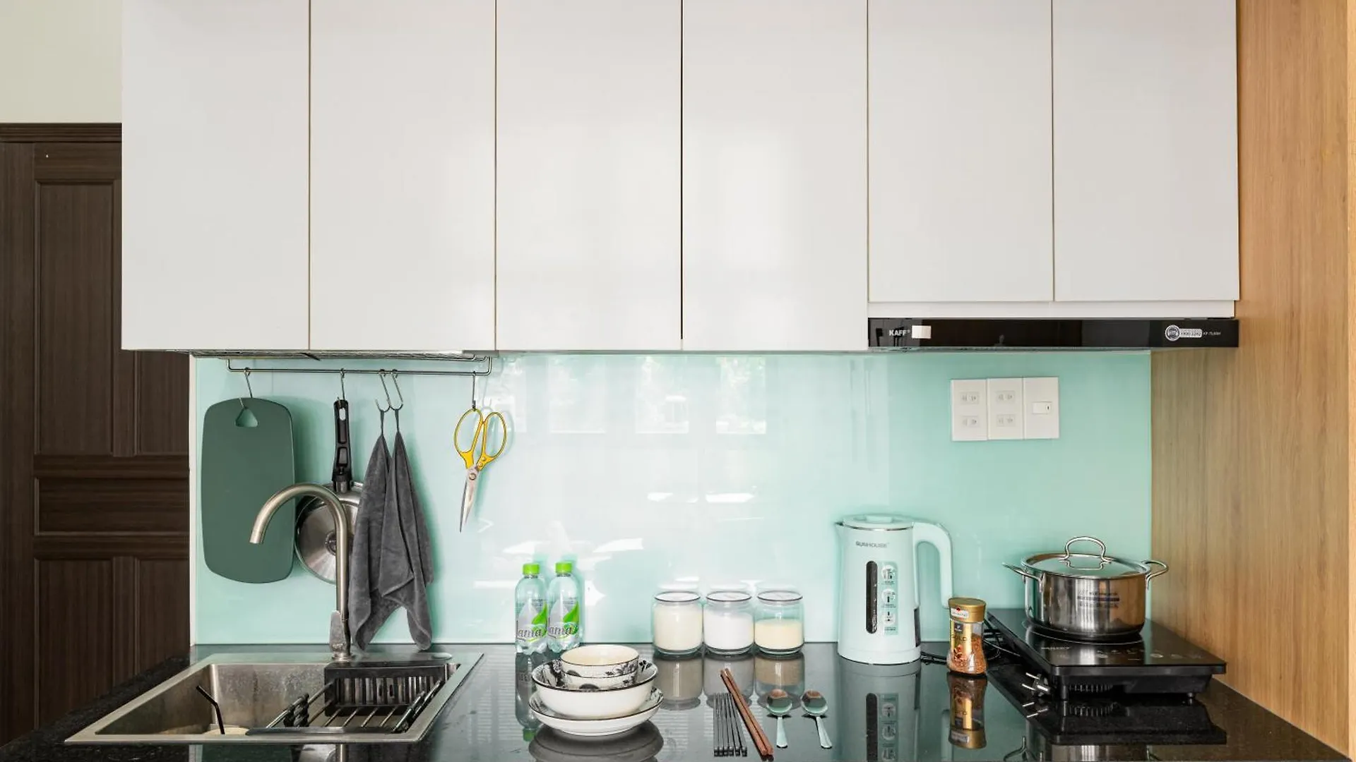 Sweet Rentals Homes - Cozy Studio W Kitchen & Netflix Ho Chi Minh City 0*,